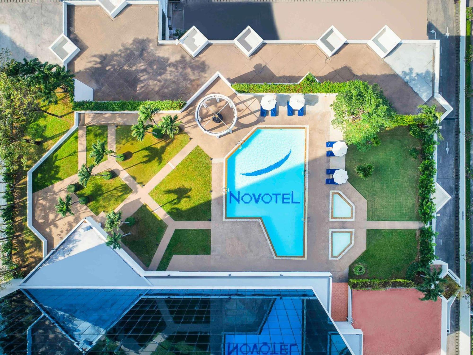 Отель Novotel Bangna